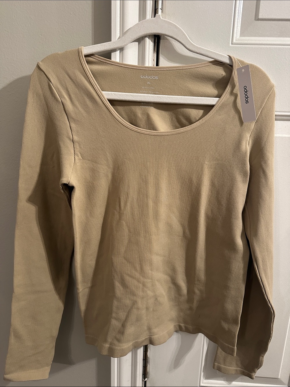 ododos Women's Long Sleeve Scoop Neck Top in Beige